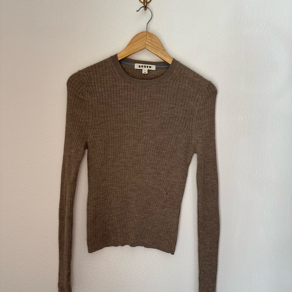 Boden Women's Taupe Crew Neck Sweater